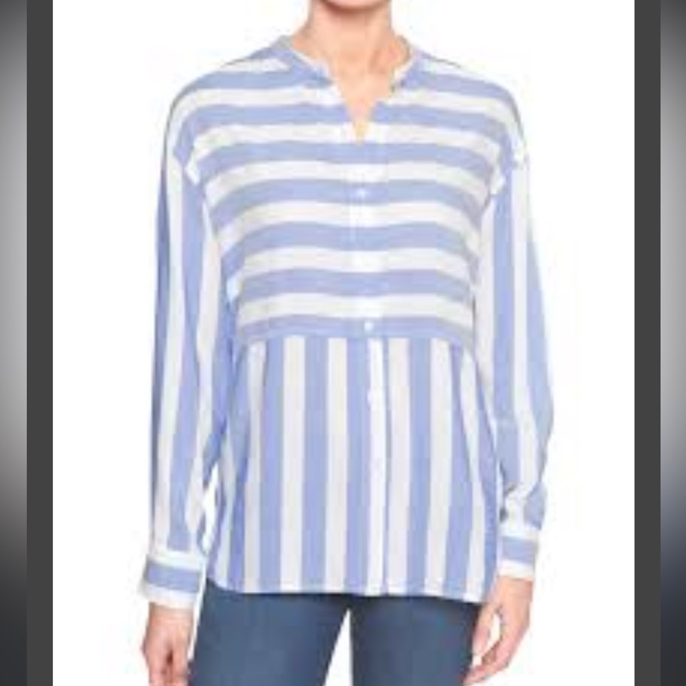 Banana Republic Top! 180 - Picture 3 of 5